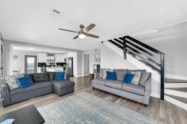 13611 Stewart Road, Galveston, TX 77554