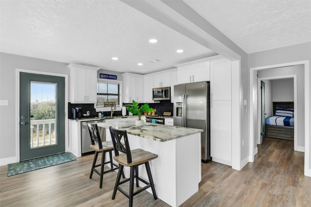 13611 Stewart Road, Galveston, TX 77554