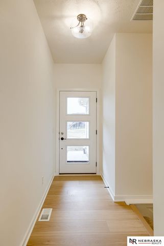 10912 N 159 Avenue, Bennington, NE 68007