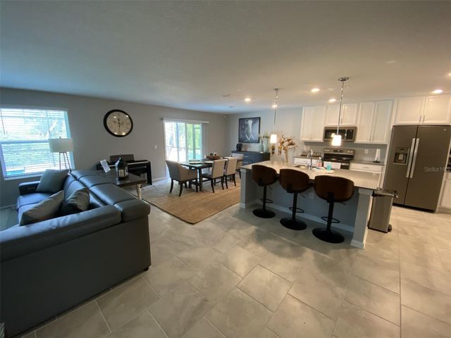 5686 ALENLON WAY, Mount Dora, FL 32757