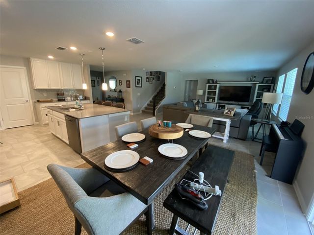 5686 ALENLON WAY, Mount Dora, FL 32757