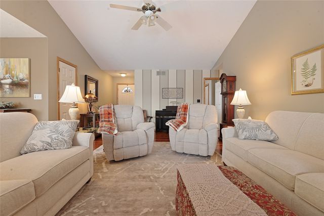 2545 LAURIE Drive, Waterford, PA 16441