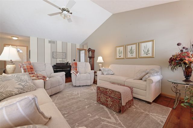 2545 LAURIE Drive, Waterford, PA 16441