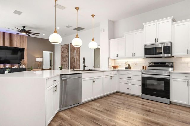 7462 PALMER GLEN CIRCLE, Sarasota, FL 34240