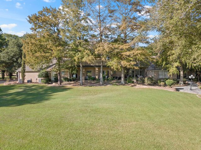 201 Country Club Drive, Mt Pleasant, TX 75455