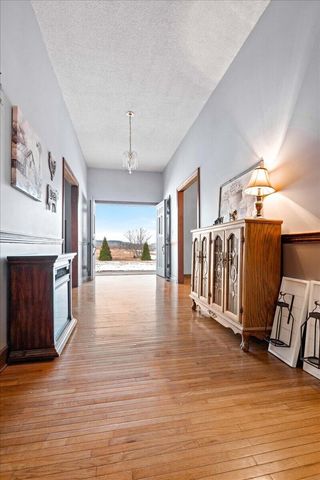 9256 Cumberland Falls Highway, Corbin, KY 40701