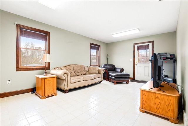 9256 Cumberland Falls Highway, Corbin, KY 40701