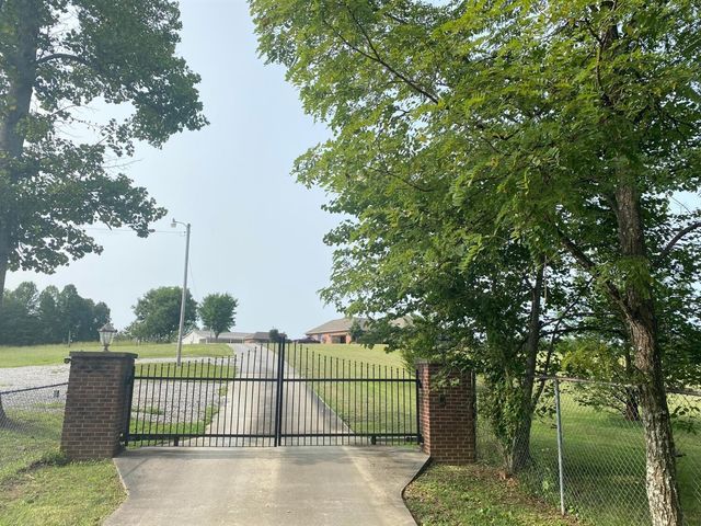 9256 Cumberland Falls Highway, Corbin, KY 40701