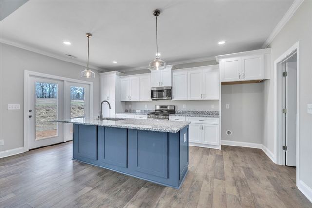 2009 Aberdeen Lane, Walhalla, SC 29691