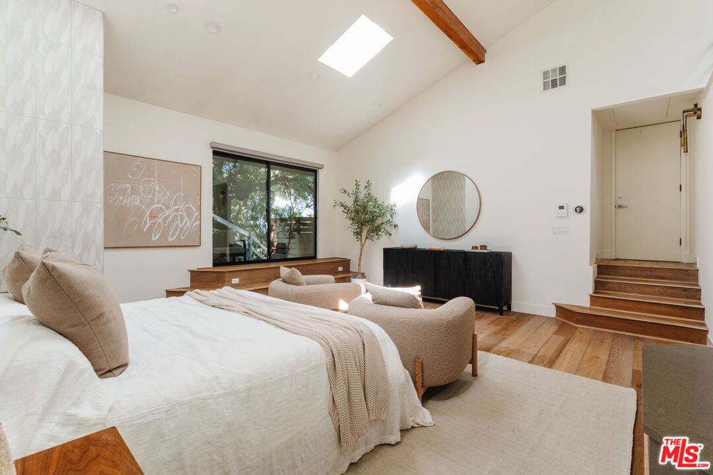 Image 23 of property listing at 4 Buckboard Lane, Rolling Hills, CA 90274