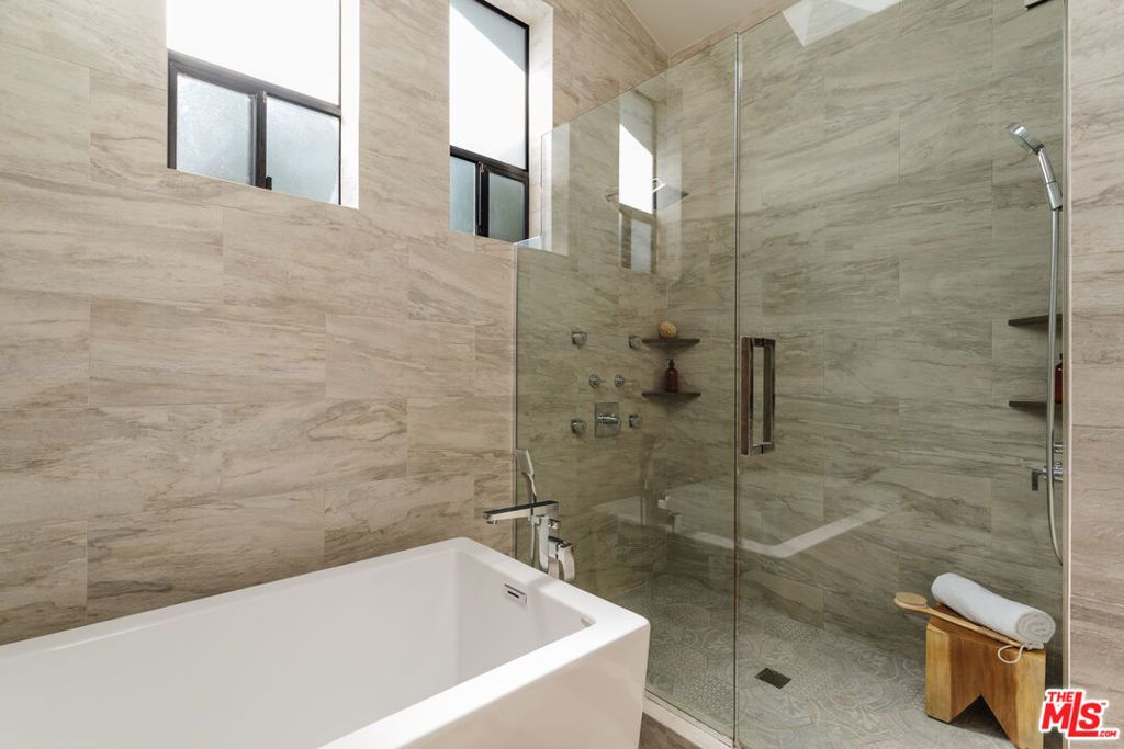 Image 26 of property listing at 4 Buckboard Lane, Rolling Hills, CA 90274