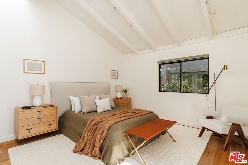 Image 28 of property listing at 4 Buckboard Lane, Rolling Hills, CA 90274