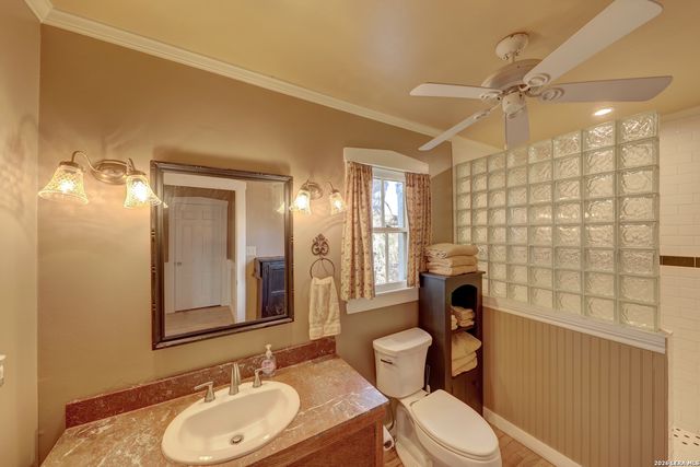 507 W Travis, Fredericksburg, TX 78624