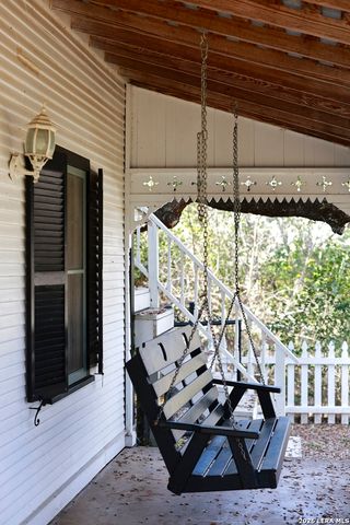 507 W Travis, Fredericksburg, TX 78624