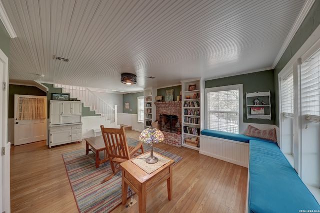 507 W Travis, Fredericksburg, TX 78624