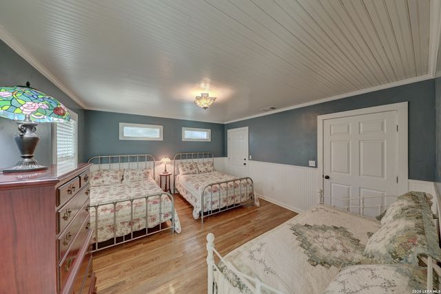 507 W Travis, Fredericksburg, TX 78624