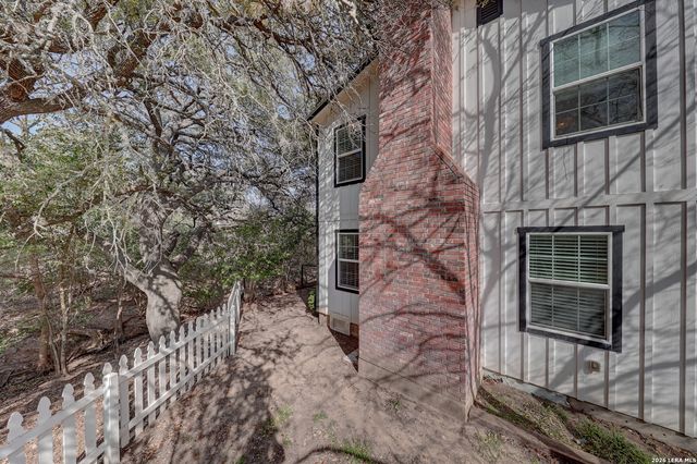 507 W Travis, Fredericksburg, TX 78624