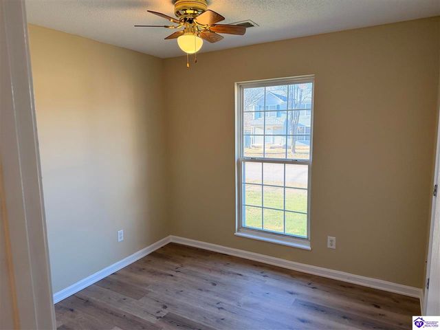 1204 Williamsburg Drive, Elizabethtown, KY 42701