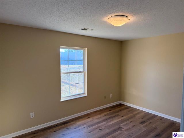 1204 Williamsburg Drive, Elizabethtown, KY 42701