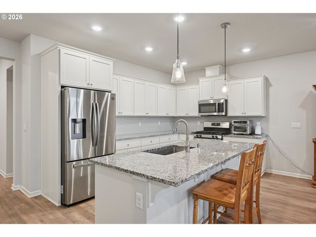 3823 S 40TH Pl, Ridgefield, WA 98642