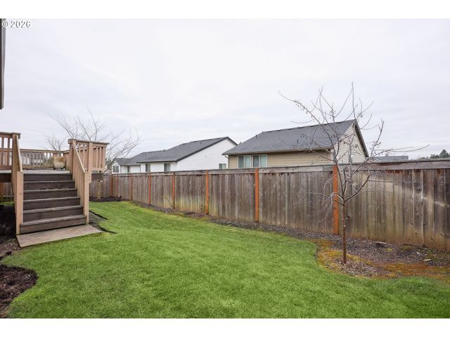 3823 S 40TH Pl, Ridgefield, WA 98642
