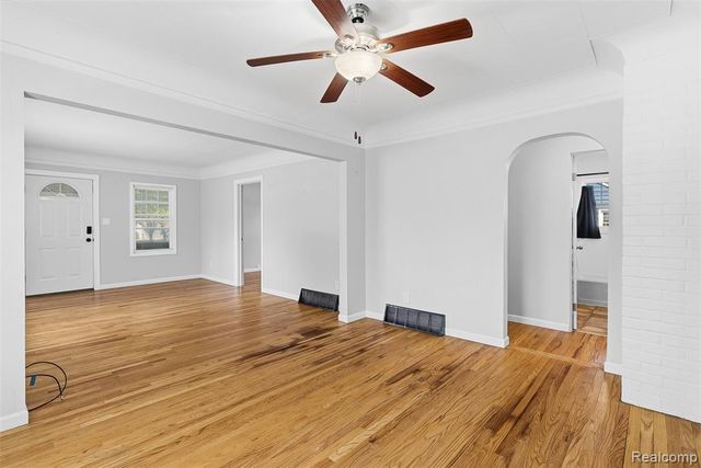 1709 Michigan Avenue, Bay City, MI 48708