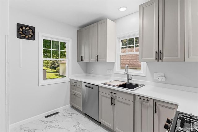 1709 Michigan Avenue, Bay City, MI 48708