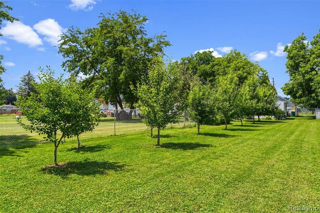 1709 Michigan Avenue, Bay City, MI 48708