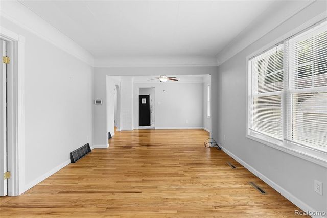 1709 Michigan Avenue, Bay City, MI 48708