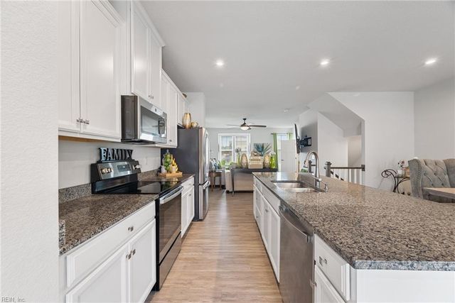 133 Cedar Crest DR, Smithfield, VA 23430