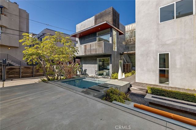 27 Driftwood Street, Marina Del Rey, CA 90292