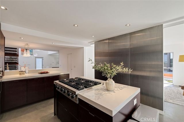 27 Driftwood Street, Marina Del Rey, CA 90292