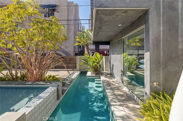 27 Driftwood Street, Marina Del Rey, CA 90292