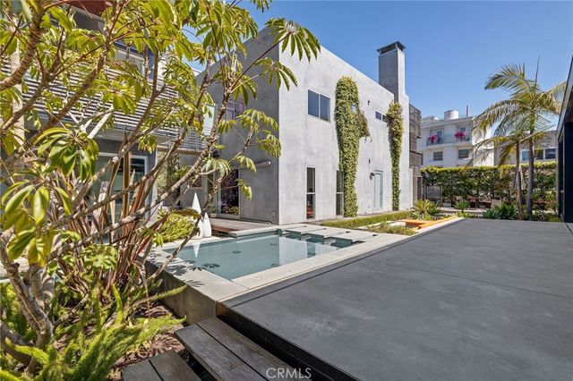 27 Driftwood Street, Marina Del Rey, CA 90292