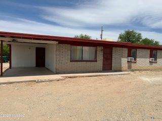 9220 W Ira Street, Tucson, AZ 85735