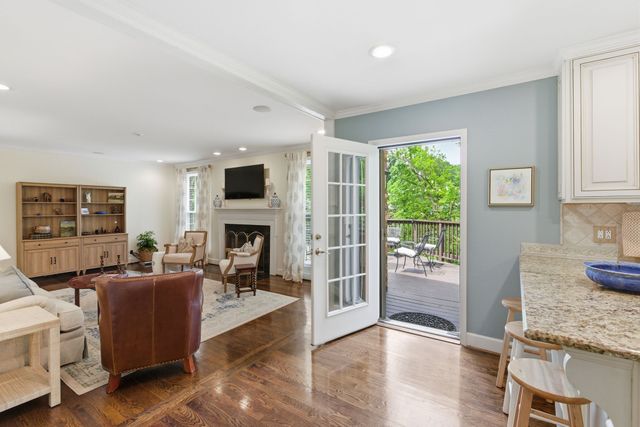 5802 Vine Ridge Dr, Nashville, TN 37205