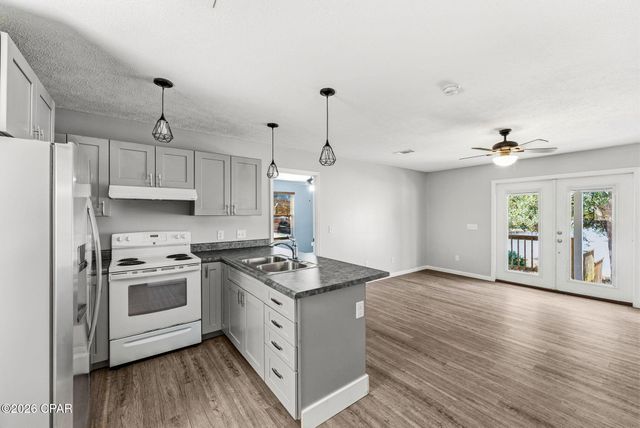 4936 Long Lake Ridge Drive, Chipley, FL 32428