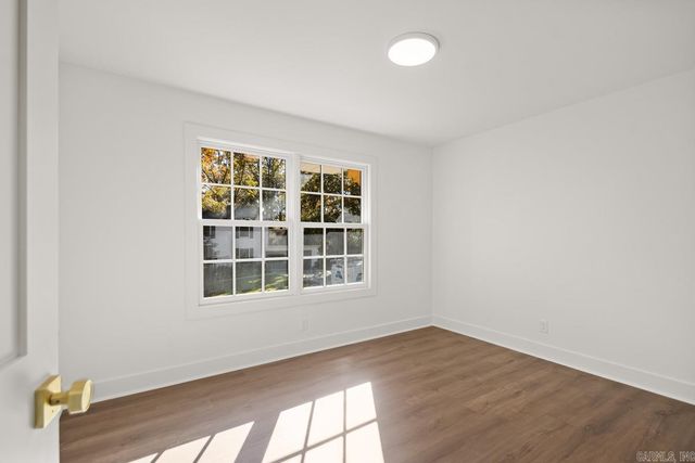 10600 Crestdale Lane, Little Rock, AR 72212