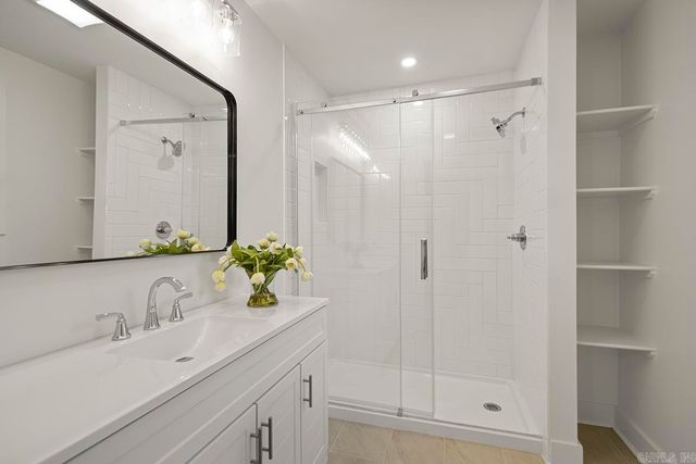 10600 Crestdale Lane, Little Rock, AR 72212