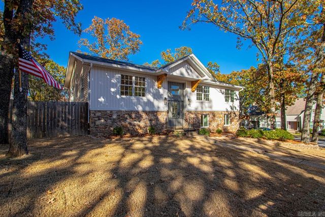 10600 Crestdale Lane, Little Rock, AR 72212