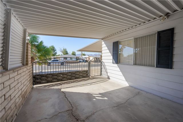 2588 Via Arroyo, Bullhead City, AZ 86442