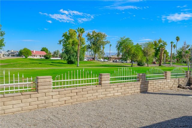 2588 Via Arroyo, Bullhead City, AZ 86442