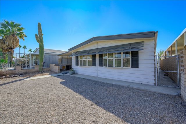 2588 Via Arroyo, Bullhead City, AZ 86442