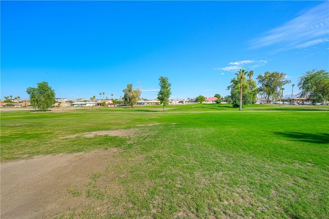 2588 Via Arroyo, Bullhead City, AZ 86442