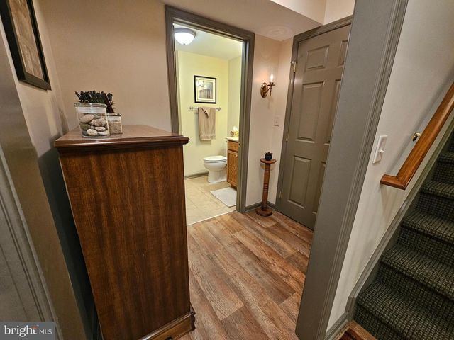 25 SUMMER BREEZE LN, Chambersburg, PA 17202