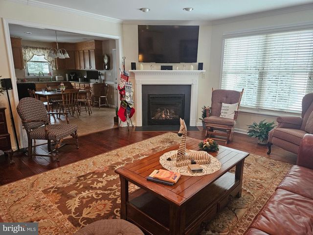 25 SUMMER BREEZE LN, Chambersburg, PA 17202