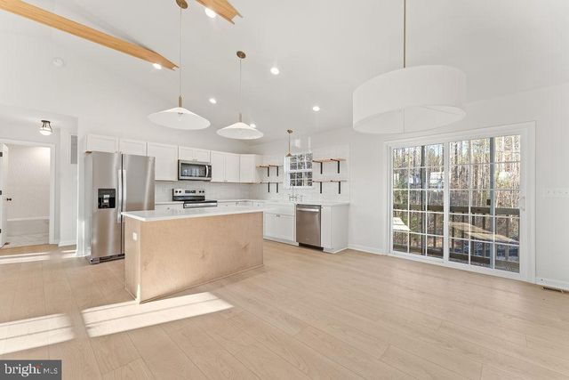 2770 FREDERICKS HALL RD, Mineral, VA 23117