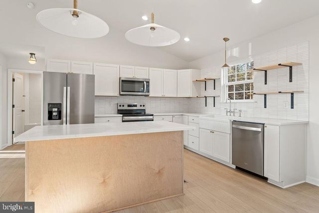 2770 FREDERICKS HALL RD, Mineral, VA 23117