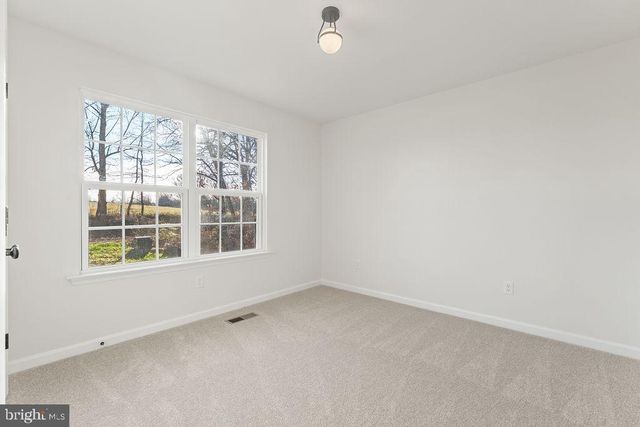 2770 FREDERICKS HALL RD, Mineral, VA 23117