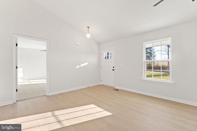 2770 FREDERICKS HALL RD, Mineral, VA 23117